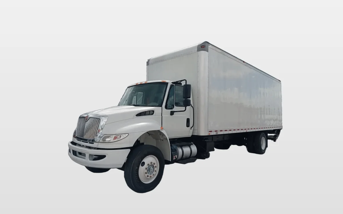 2018 International 4300 - image 1