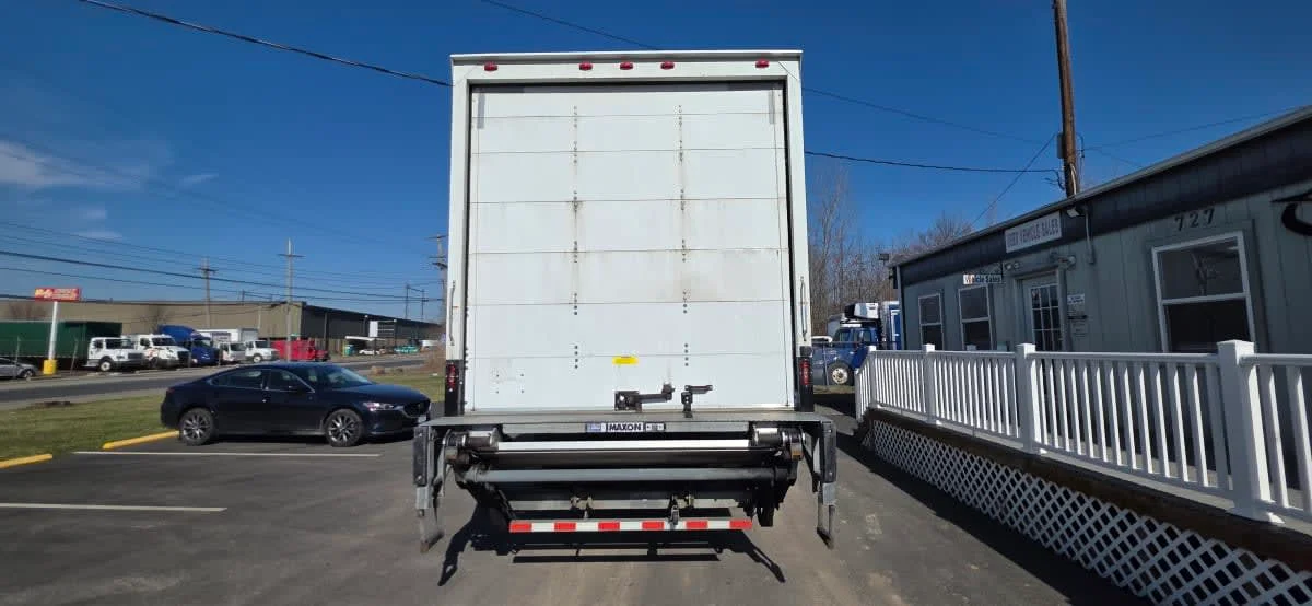 2019 Freightliner M2 106 in Bensalem, PA — photo 5
