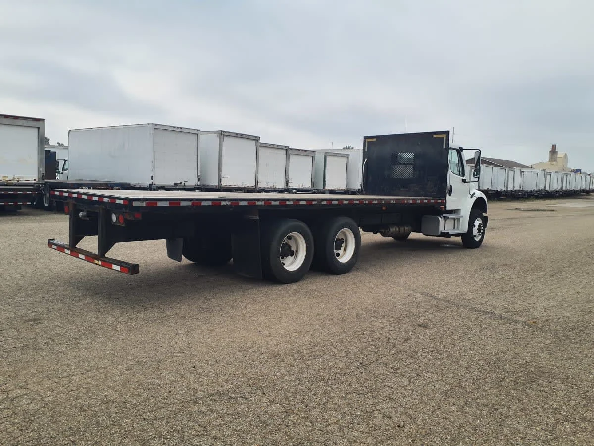 2019 Freightliner M2 106 in Wayland, MI — photo 4