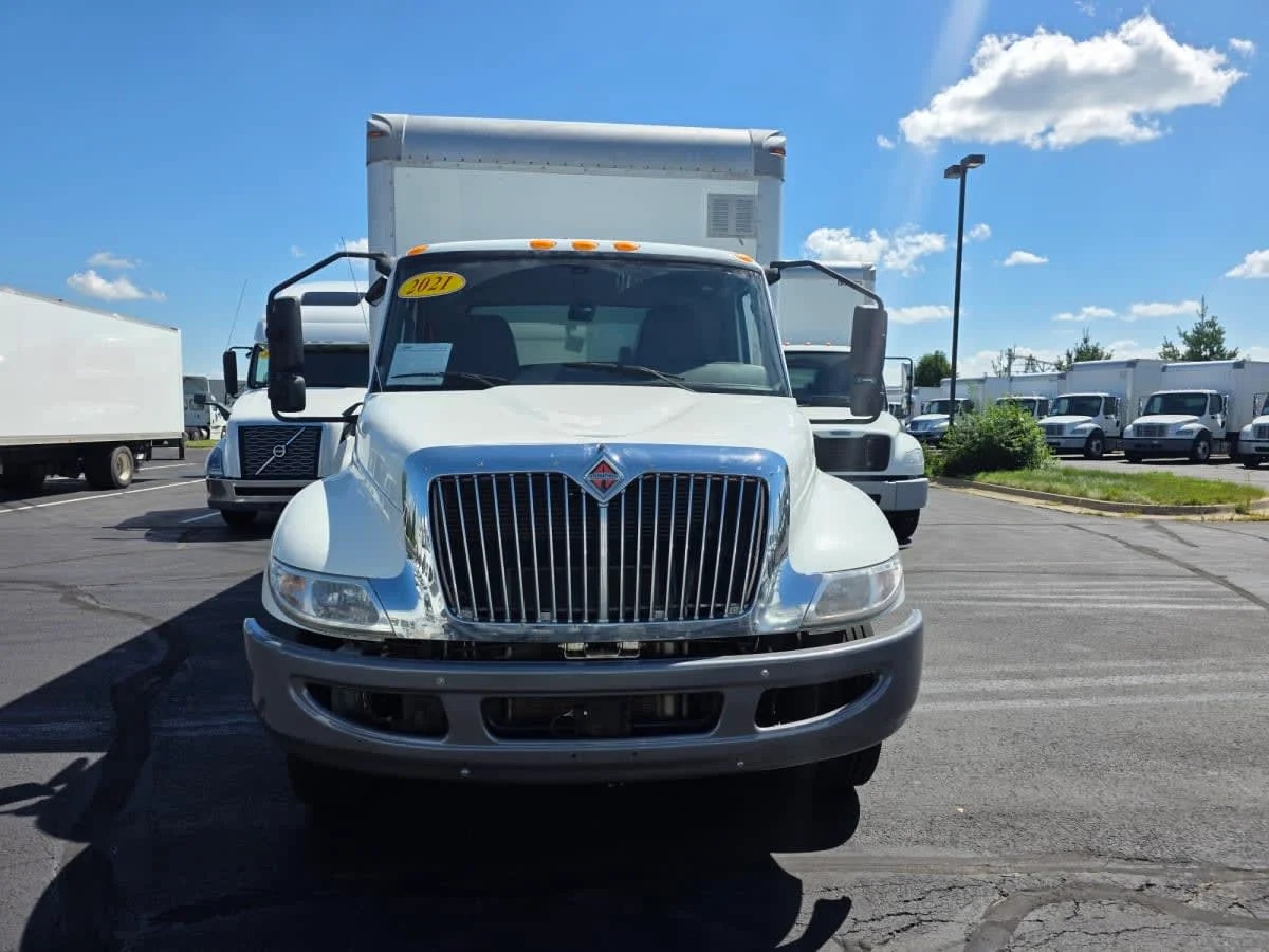 2021 International MV - image 2