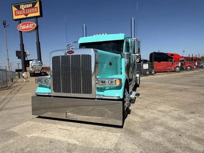 2027 Peterbilt 589 - image 12