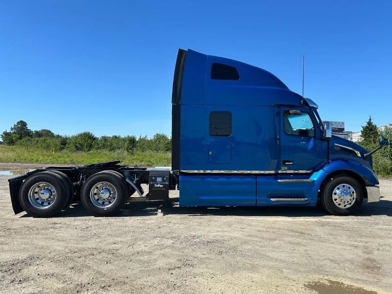 2023 Peterbilt 579 in Richmond, VA — photo 10