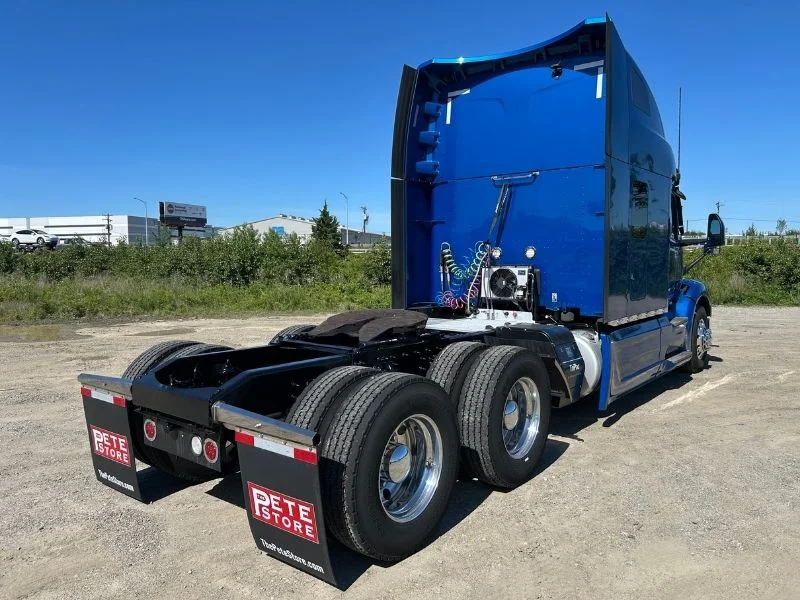 2023 Peterbilt 579 in Richmond, VA — photo 4