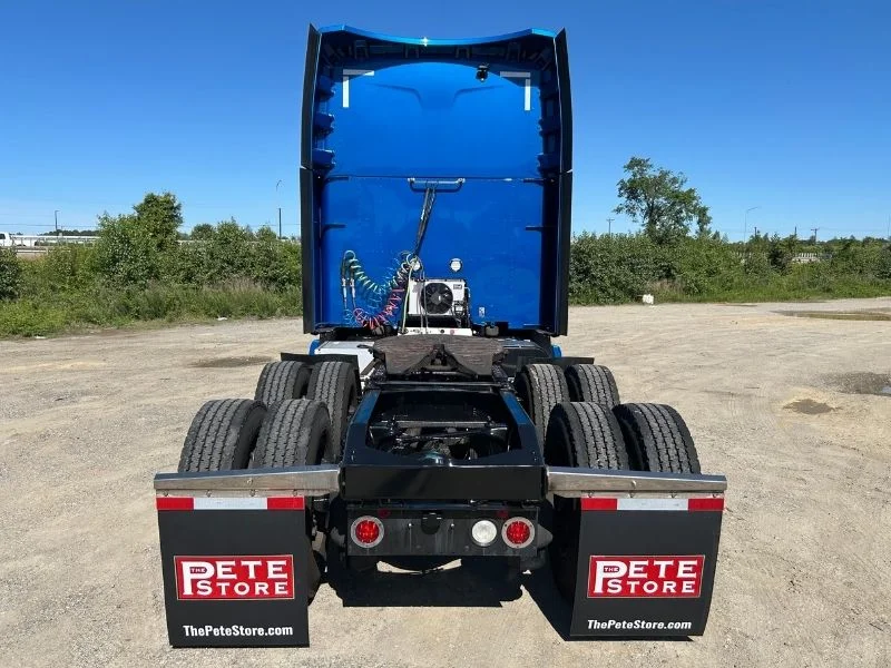 2023 Peterbilt 579 in Richmond, VA — photo 17