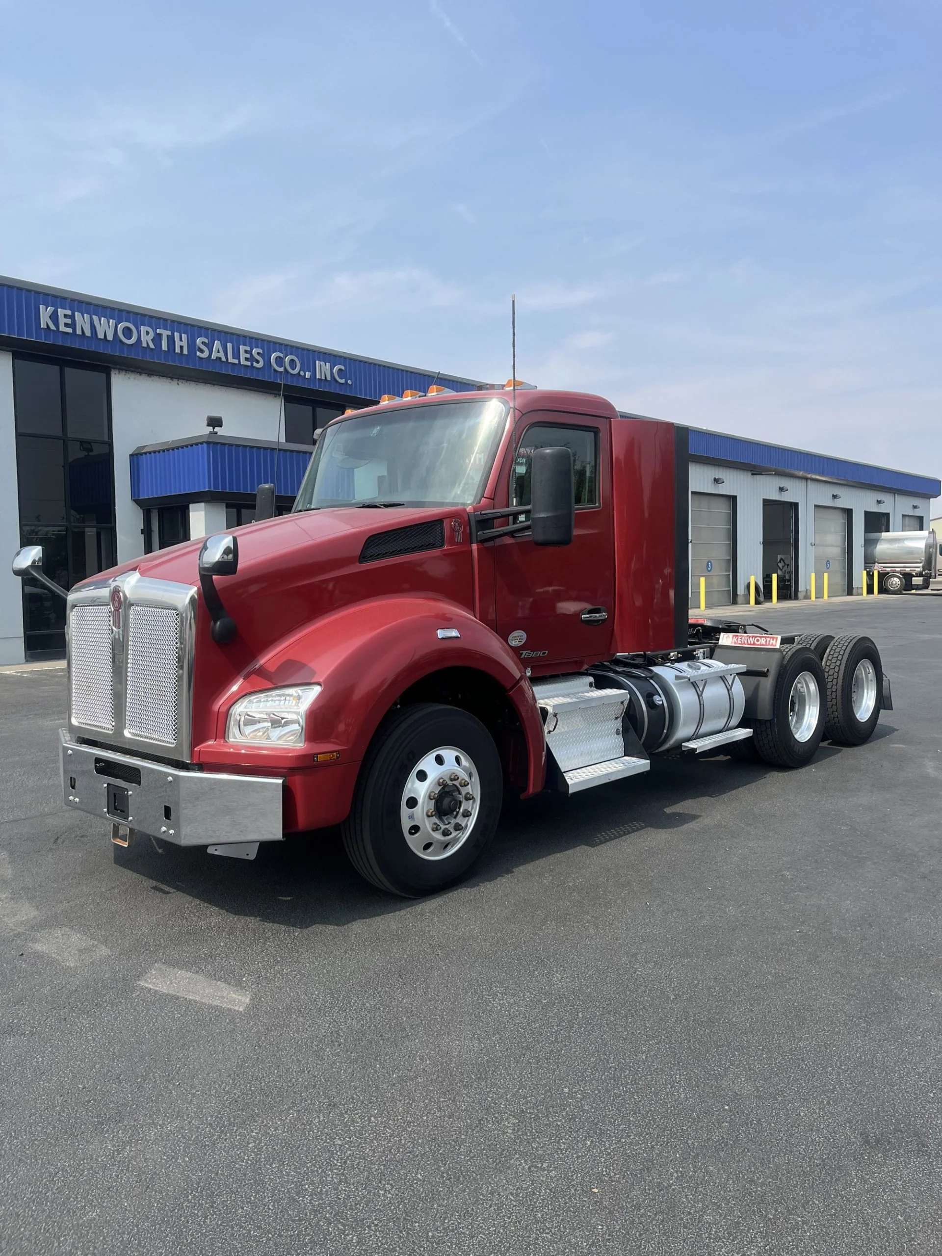 2022 Kenworth T880