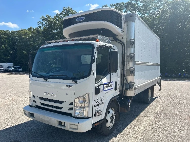 2021 Isuzu NRR - image 3
