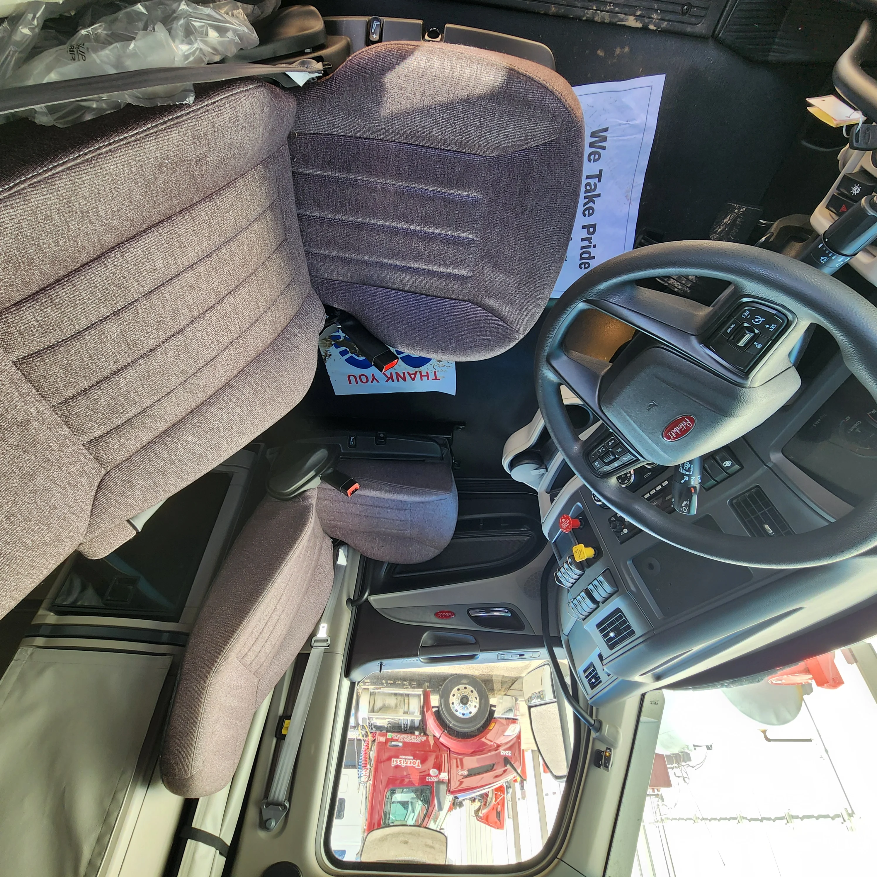 2024 Peterbilt 579 - image 10