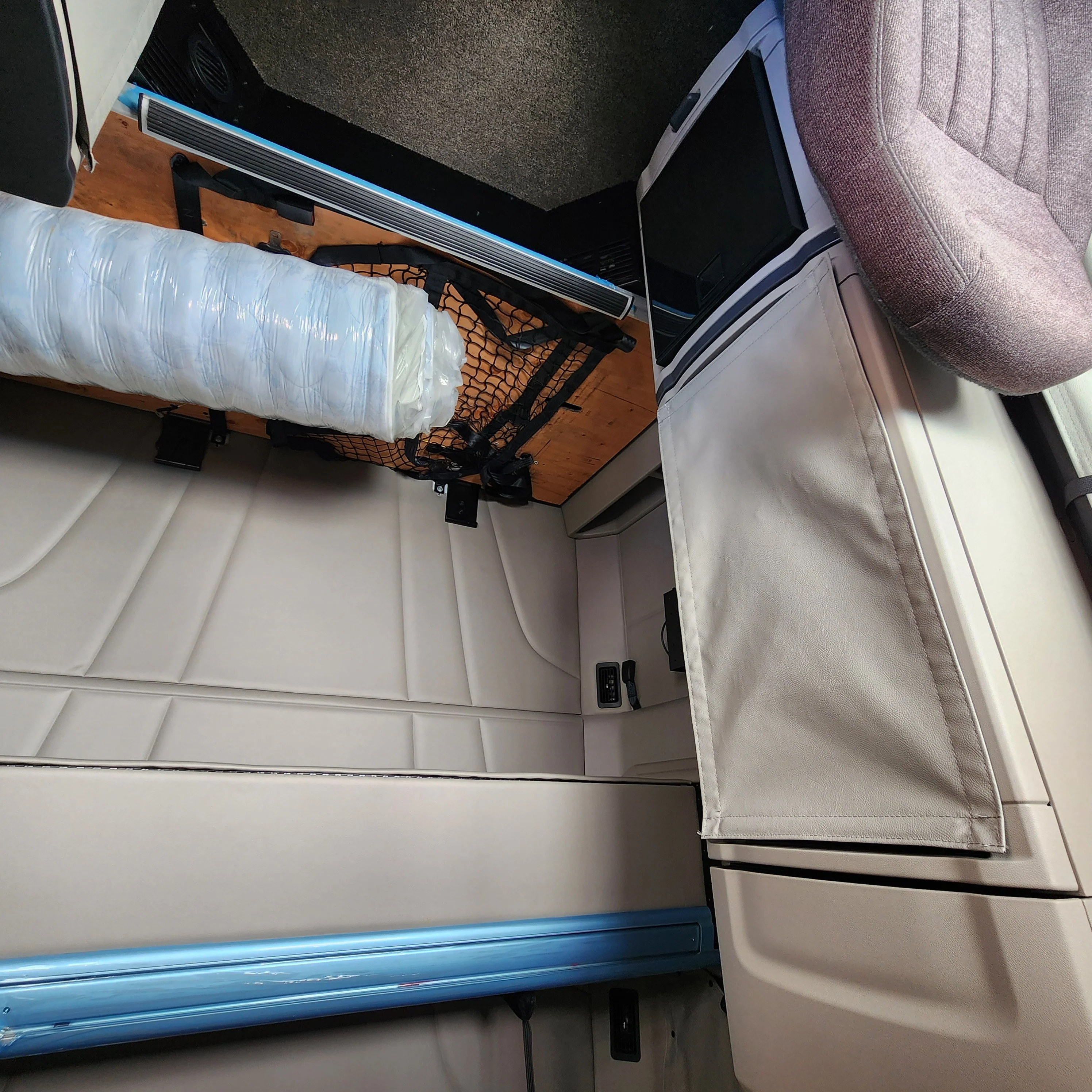 2024 Peterbilt 579 - image 11