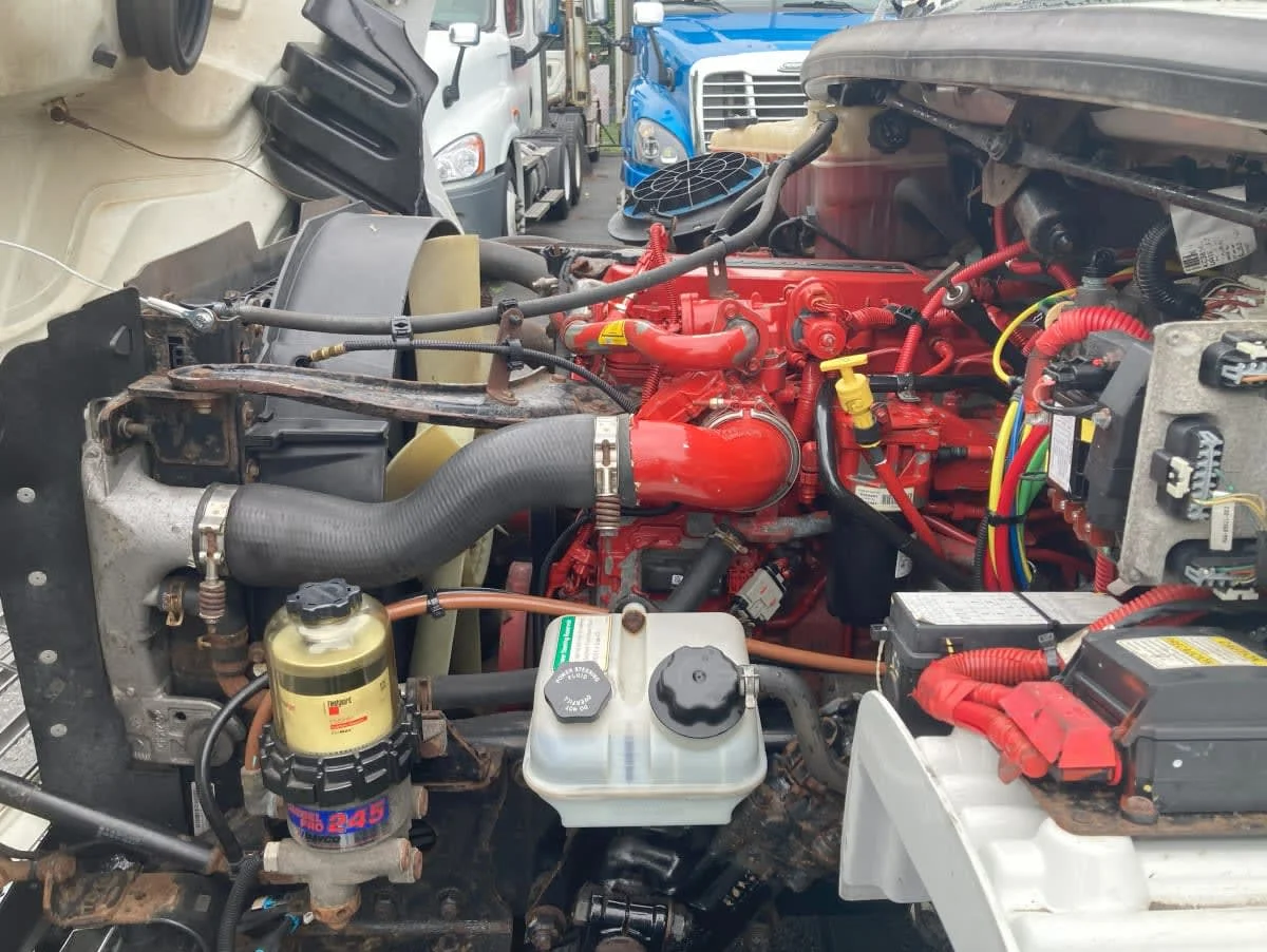 2018 Freightliner M2 106 - image 9