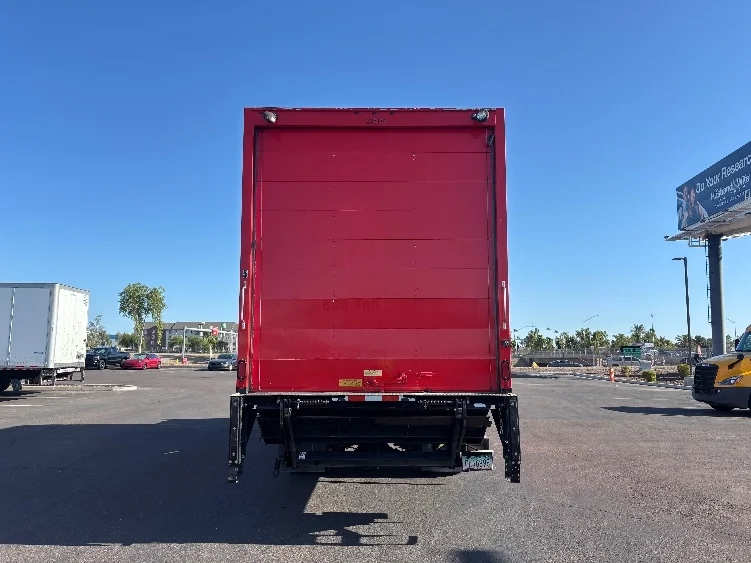 2019 Freightliner eM2 in Phoenix, AZ — photo 7