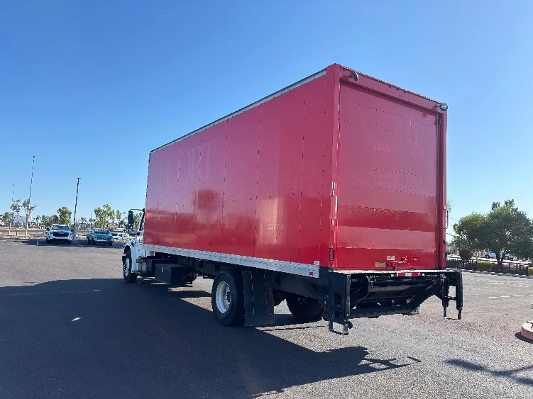 2019 Freightliner eM2 in Phoenix, AZ — photo 6