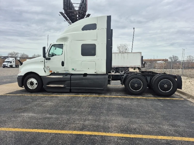 2023 International LT in La Porte, IN — photo 4