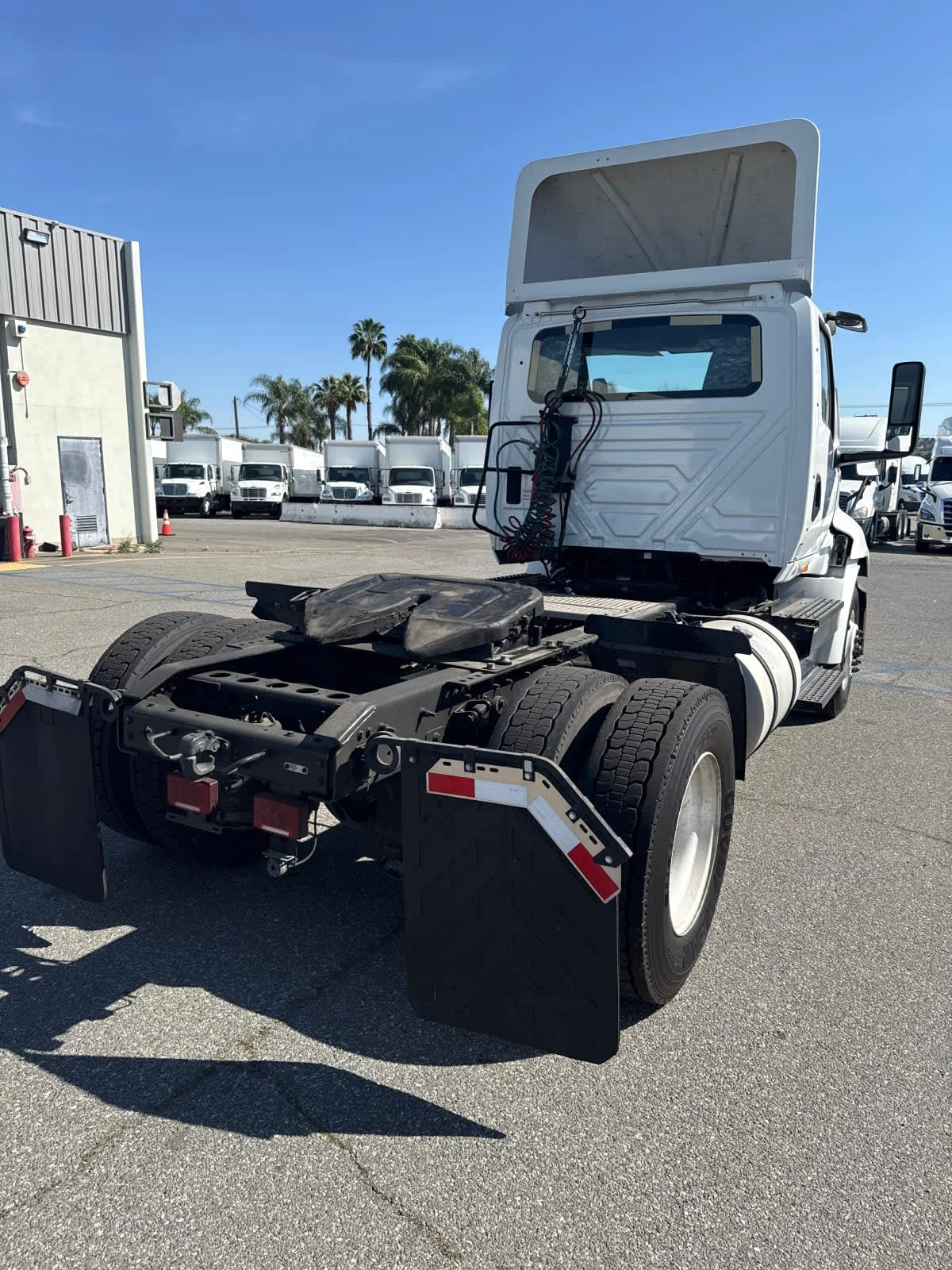 2019 International RH - image 6