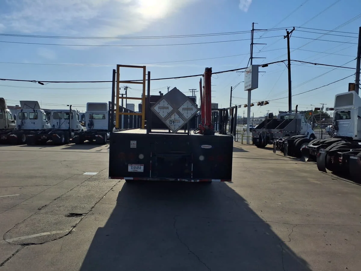 2020 Freightliner 114SD in Dallas, TX — photo 8