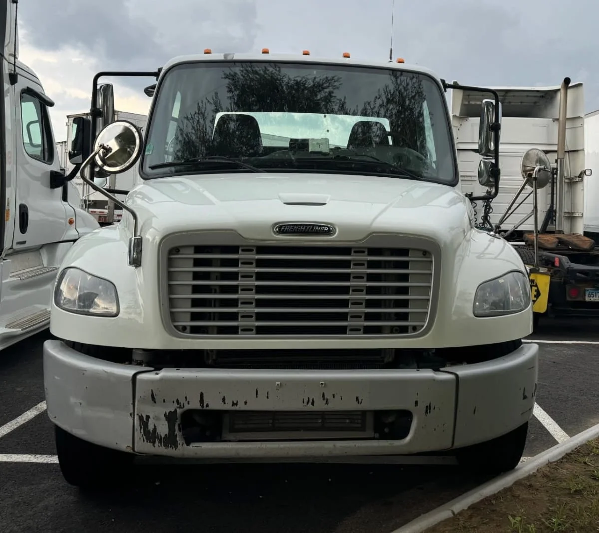 2018 Freightliner M2 106 in Springfield, MA — photo 2