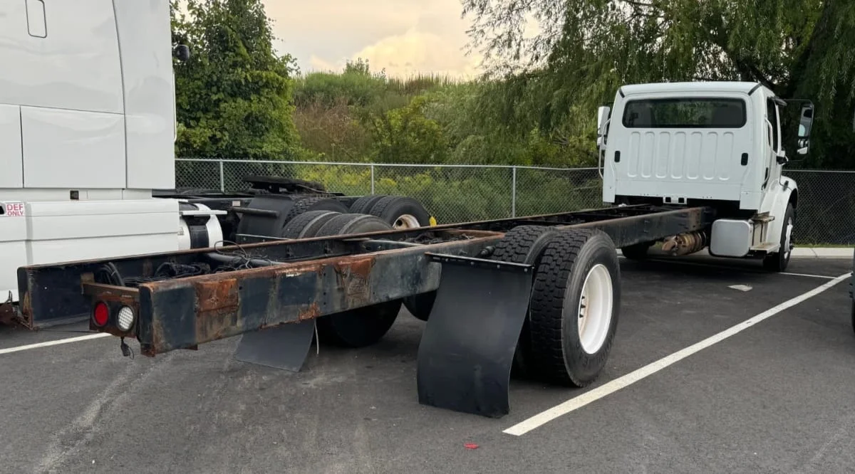 2018 Freightliner M2 106 in Springfield, MA — photo 4