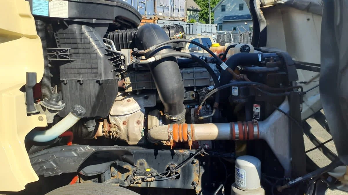 2020 Freightliner Cascadia in Springfield, MA — photo 11