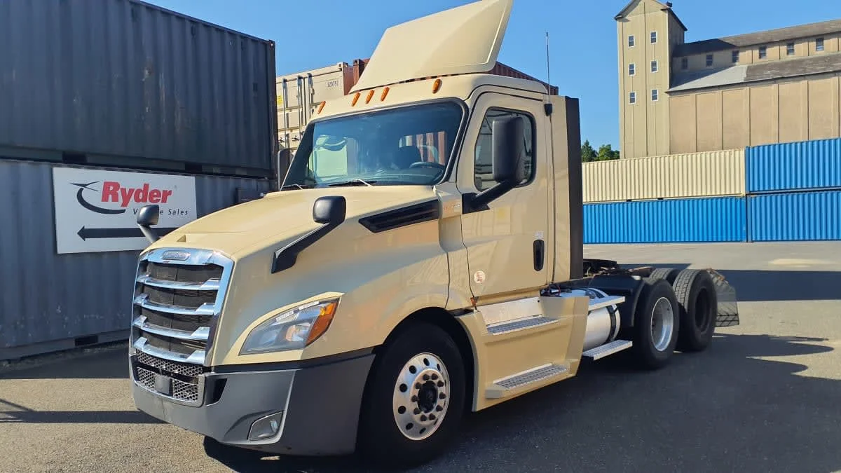 2020 Freightliner Cascadia