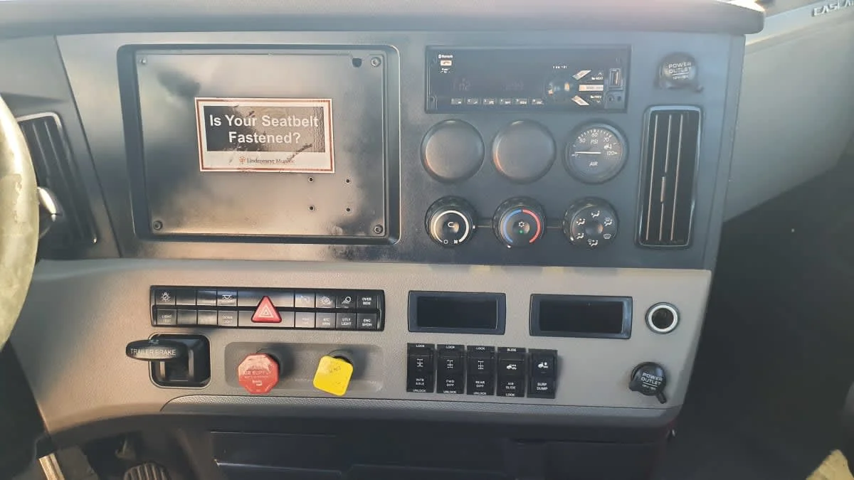 2020 Freightliner Cascadia in Springfield, MA — photo 7