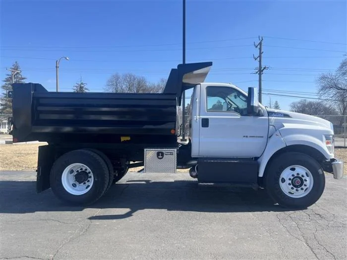 2026 Ford F-750 in Chicago, IL — photo 8