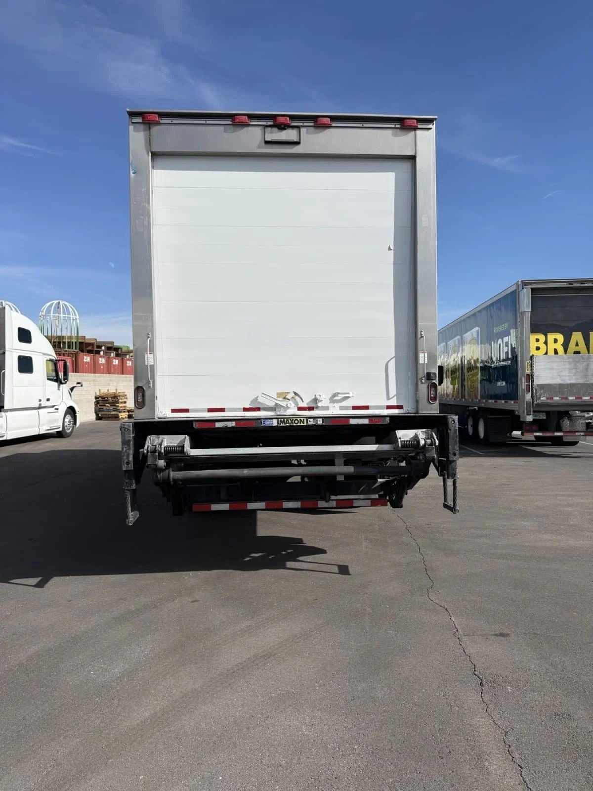 2018 Freightliner M2 106 in North Las Vegas, NV — photo 5