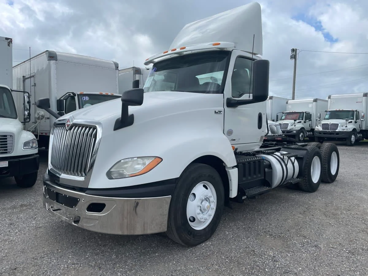 2019 International LT in St. Rose, LA