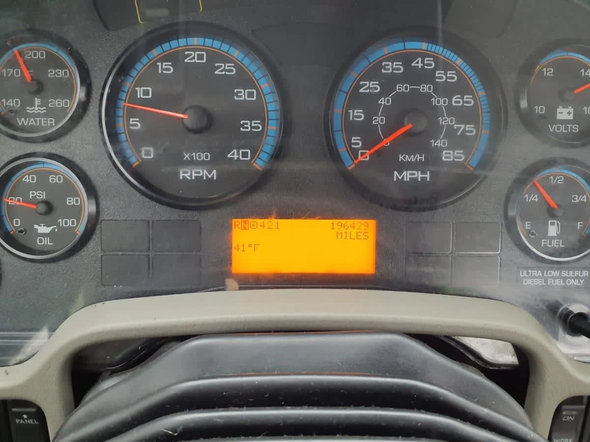 2019 International 4300 in Wayland, MI — photo 9