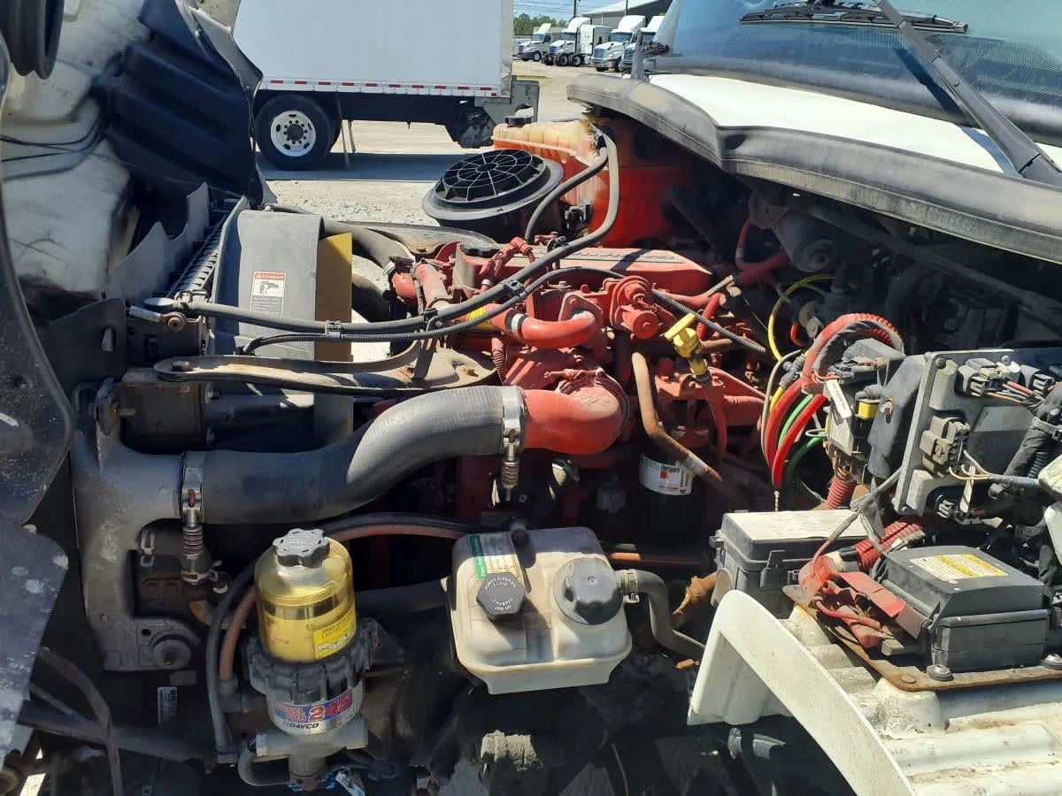 2019 Freightliner M2 106 in Indianapolis, IN — photo 9