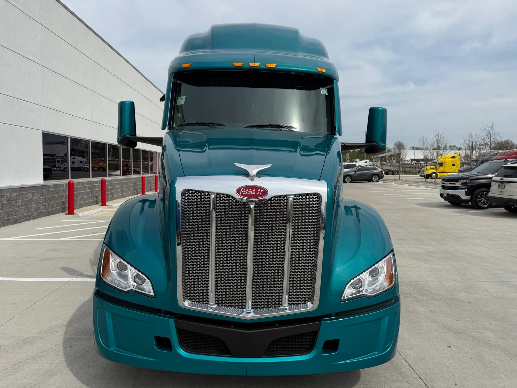 2027 Peterbilt 579 in Lowell, AR — photo 8