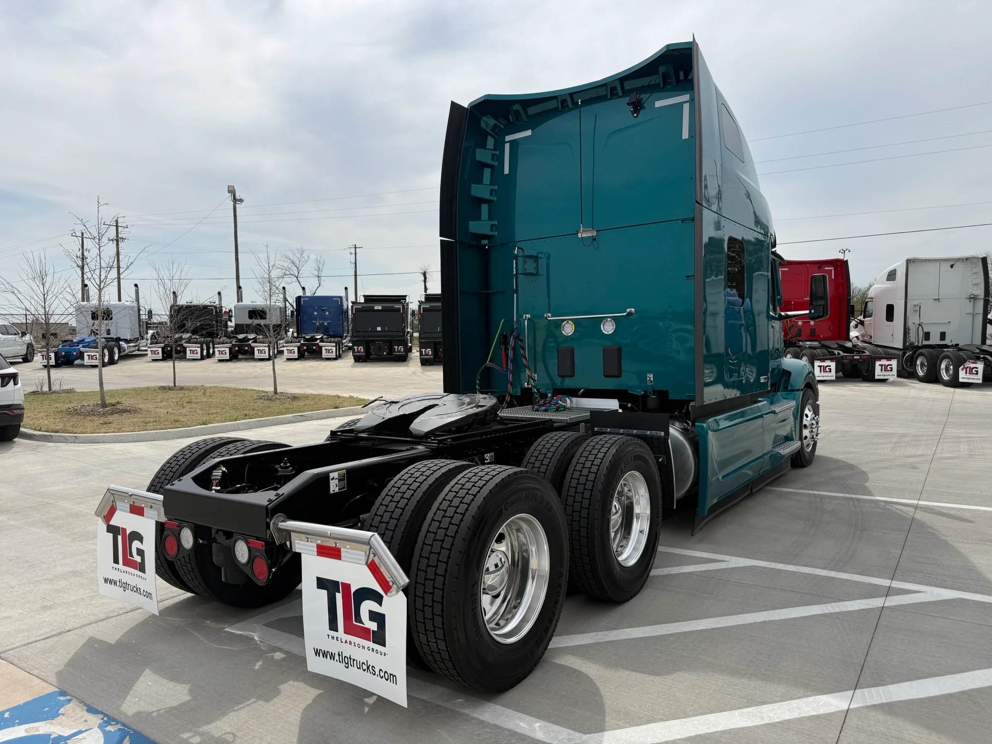 2027 Peterbilt 579 in Lowell, AR — photo 5