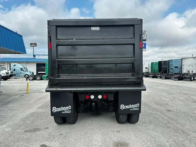 2017 Kenworth T880 in San Antonio, TX — photo 7