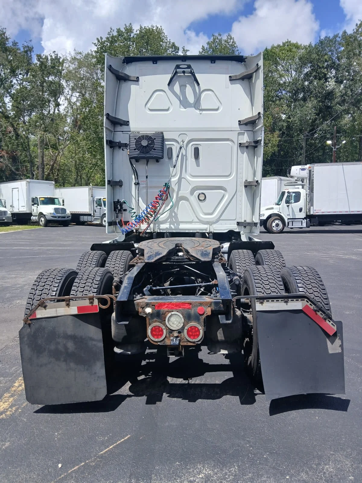 2020 Freightliner Cascadia in Jacksonville, FL — photo 5