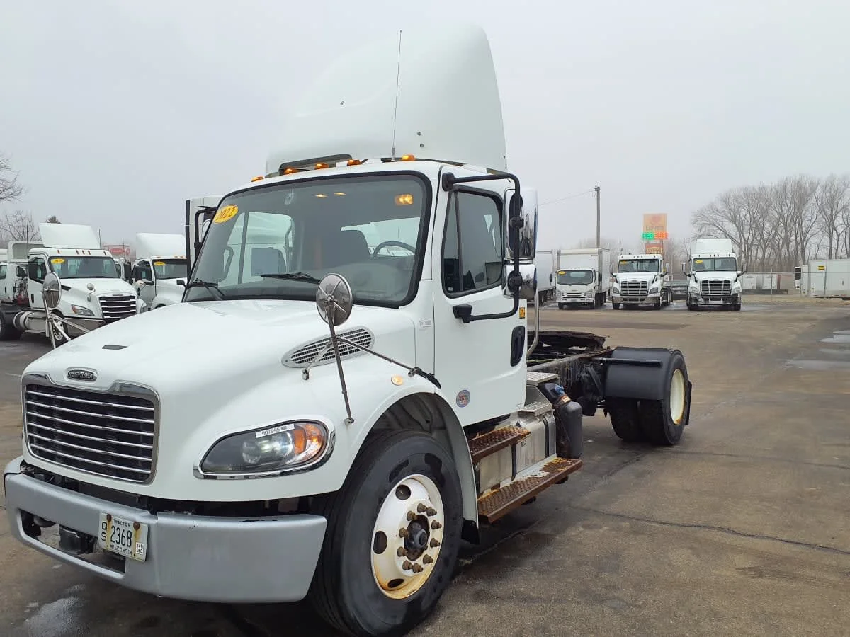 2022 Freightliner M2 106 in Oak Creek, WI
