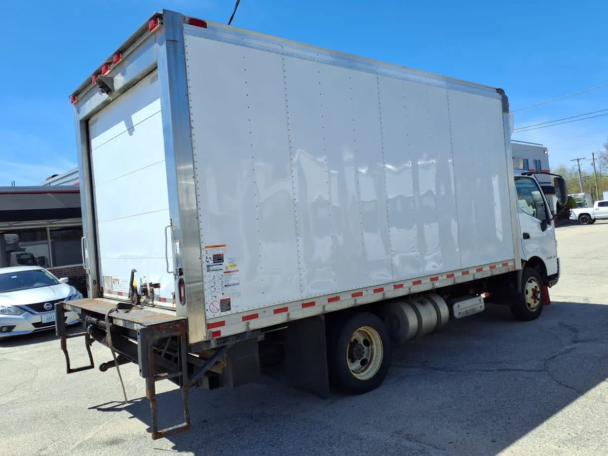 2020 Hino 195 in Warwick, RI — photo 4