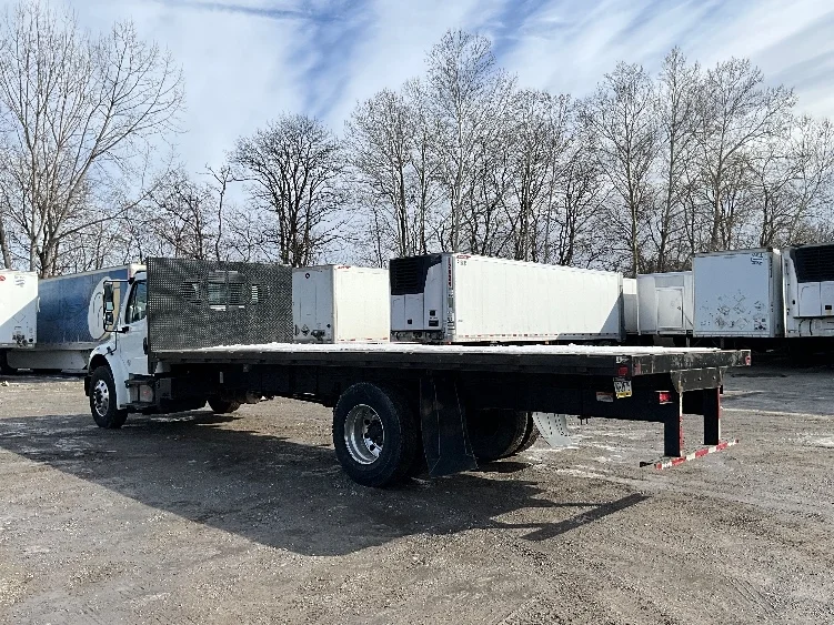 2019 Freightliner M2 106 - image 6