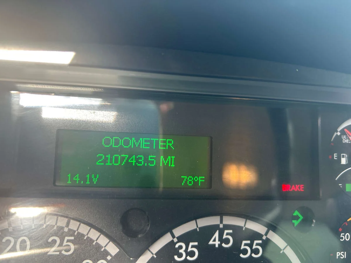 2020 Freightliner M2 106 - image 10