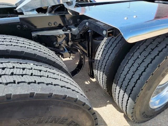 2022 Peterbilt 389 - image 14