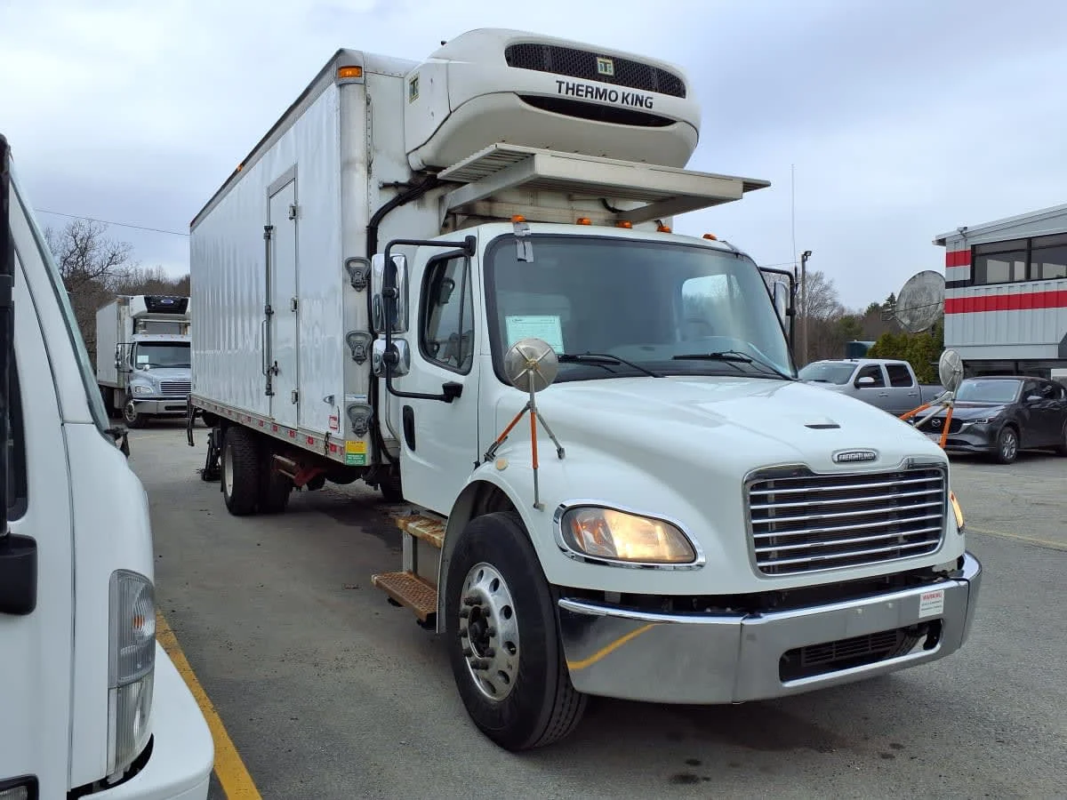 2020 Freightliner M2 106 in Salisbury, MA — photo 3