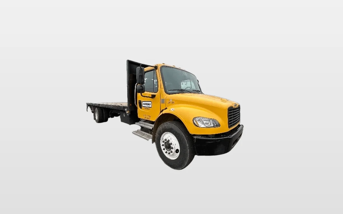 2022 Freightliner M2 106 - image 1