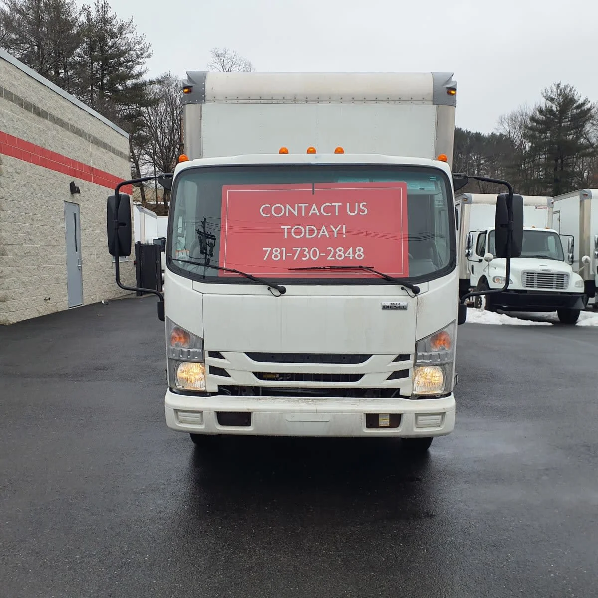 2019 Isuzu NPR - image 2