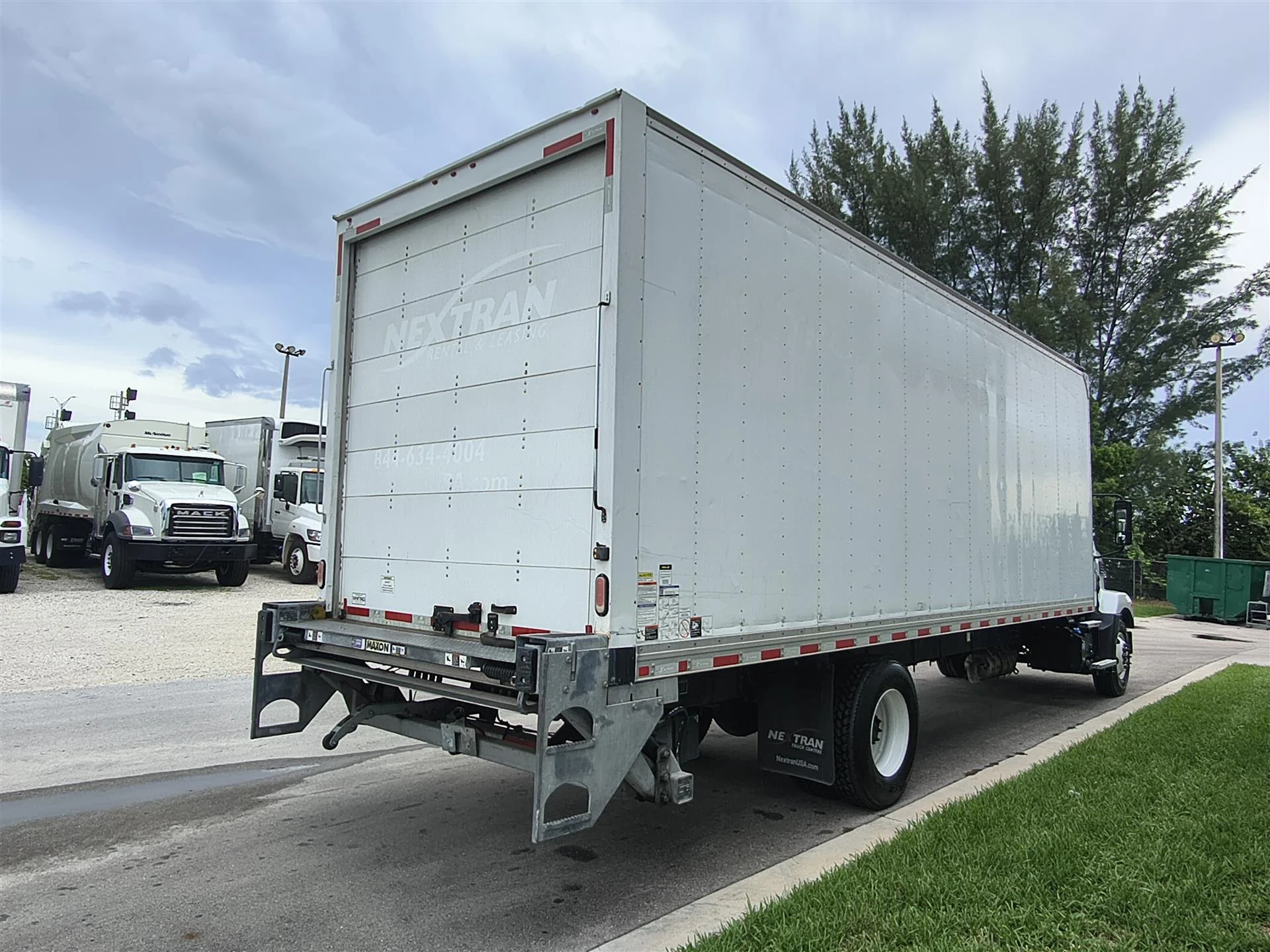 2022 Mack in Orlando, FL — photo 4