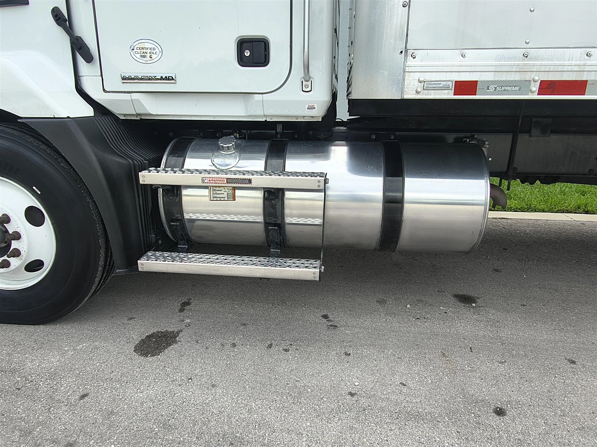 2022 Mack in Orlando, FL — photo 10