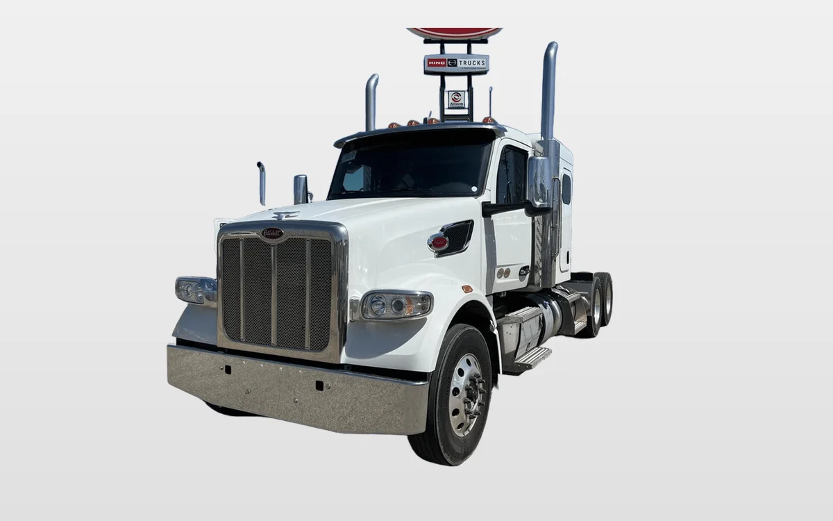 2027 Peterbilt 567 in South St. Paul, MN