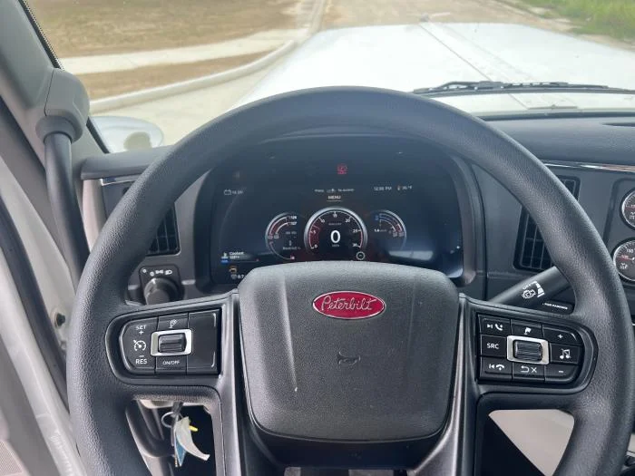 2026 Peterbilt 589 — photo 14