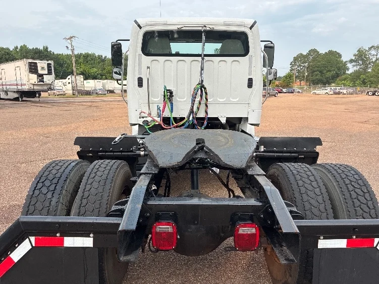 2021 Freightliner eM2 in Jackson, MS — photo 6