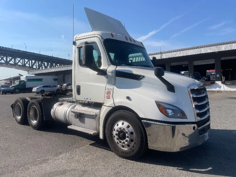 2019 Freightliner Cascadia in Kearny, NJ