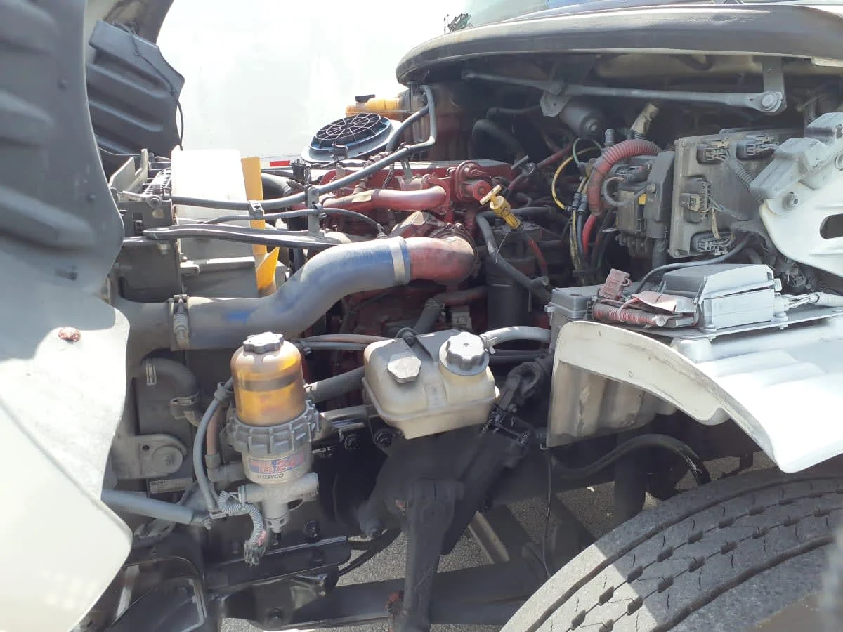 2018 Freightliner M2 106 - image 10