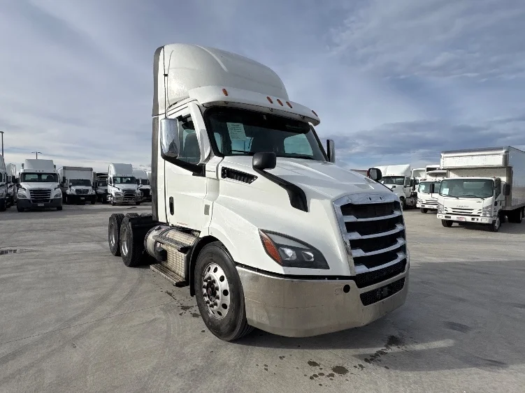 2021 Freightliner Cascadia in Aurora, CO