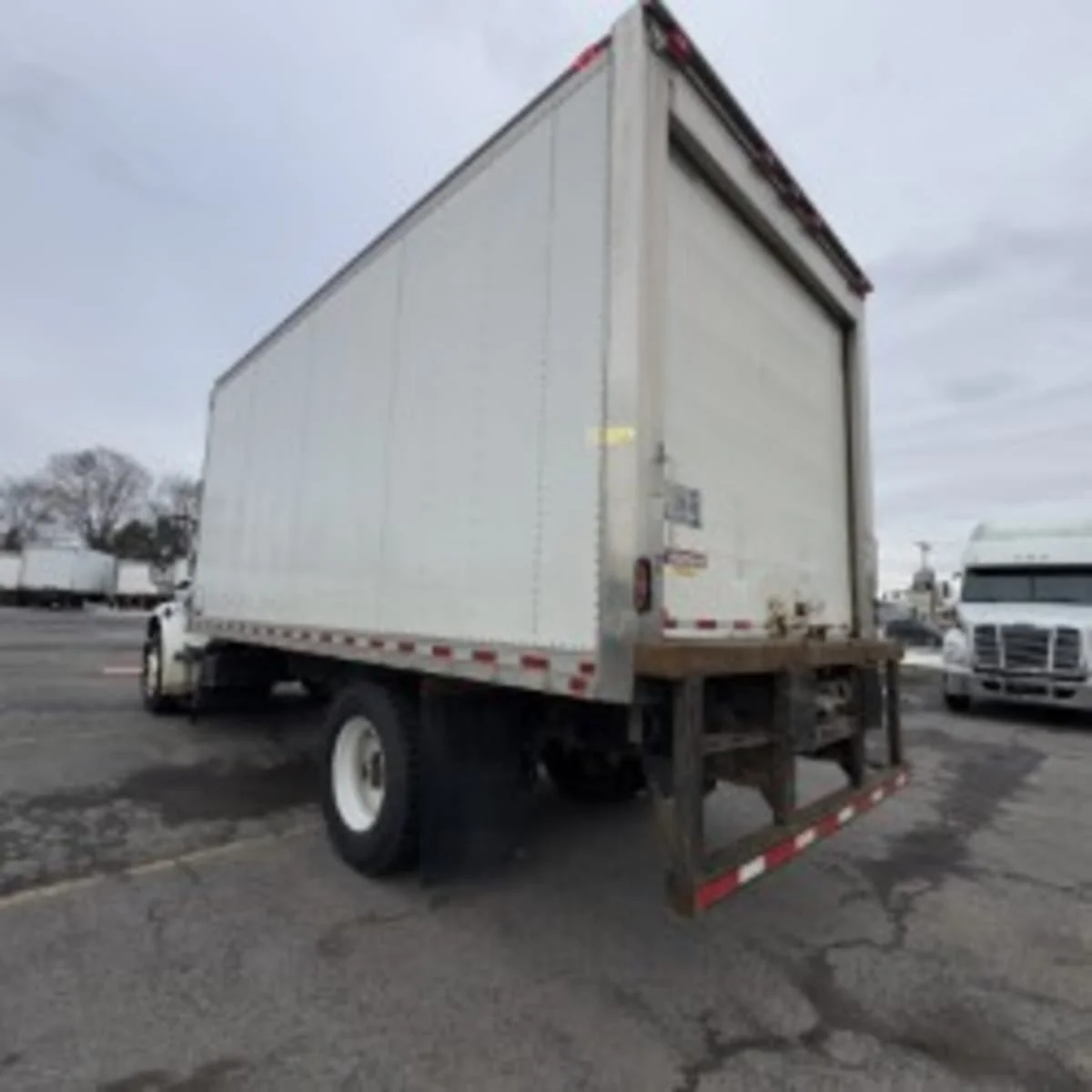 2018 Freightliner M2 106 in Syracuse, NY — photo 6