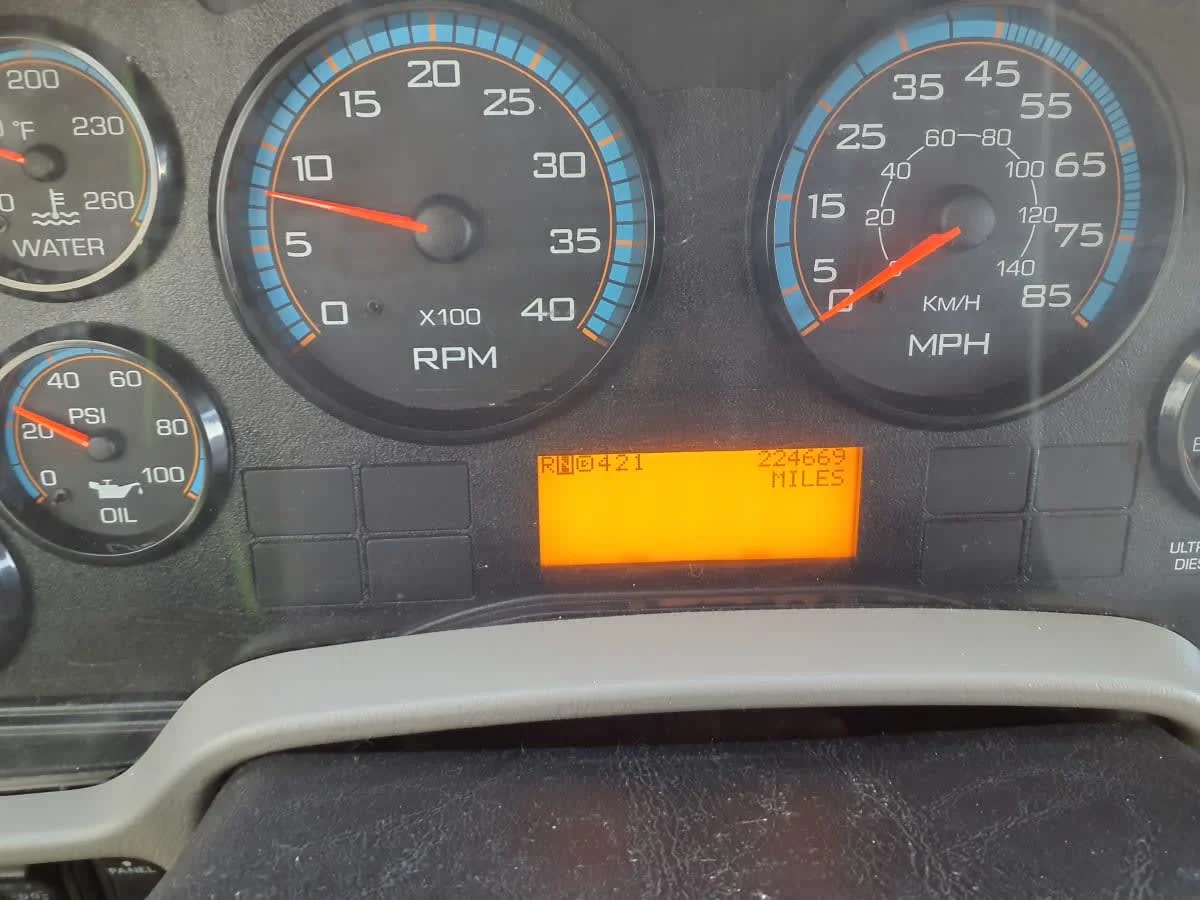 2017 International 4300 in Wayland, MI — photo 10